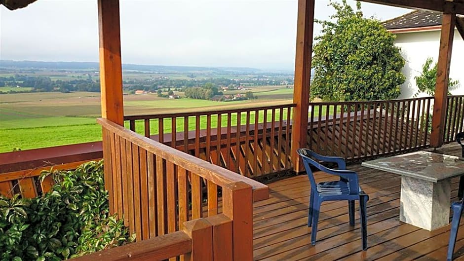 Geinberg Suites & Vianova  Center