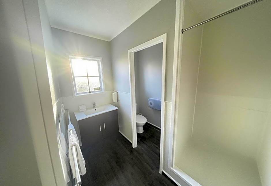 Boundary Court Motor Inn