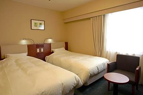 Twin Room - Non-Smoking