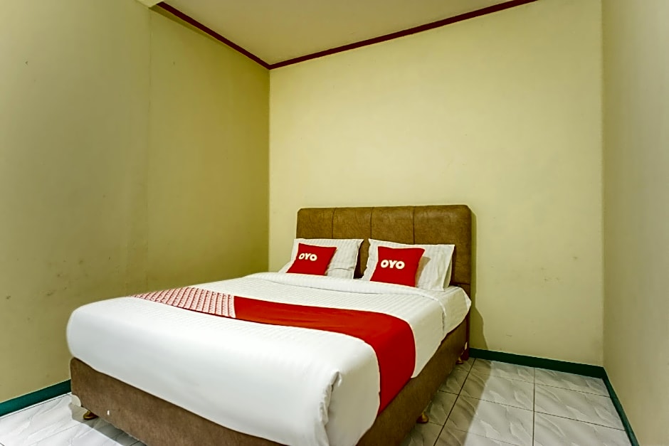 OYO 2180 Vina Vira Hotel