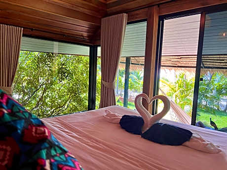 One-Bedroom Bungalow