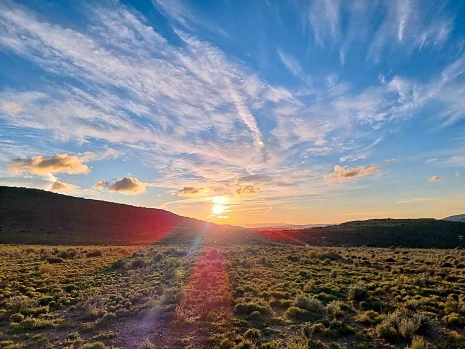 Protea Lodge - Glamping in the Karoo