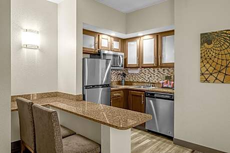Two-Bedroom Suite - Disability Access/Non-Smoking