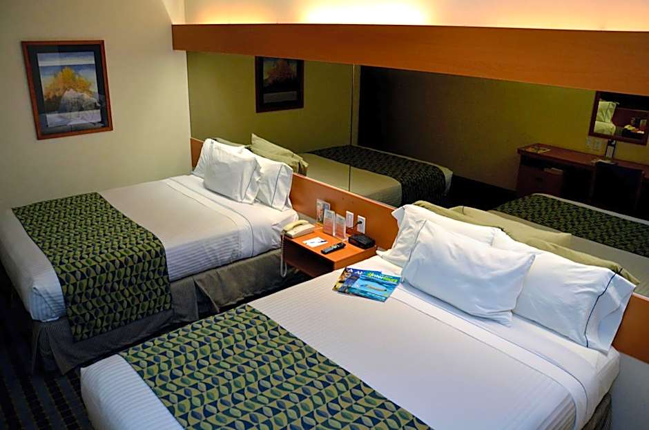 Microtel Inn & Suites By Wyndham Chihuahua