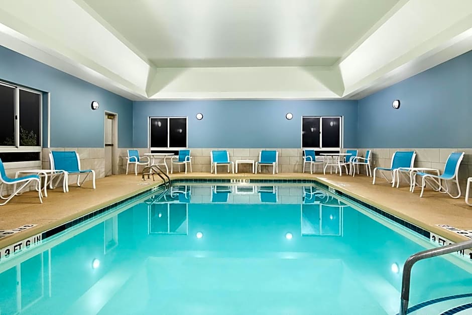 Holiday Inn Express Hotel & Suites Spartanburg-North By IHG