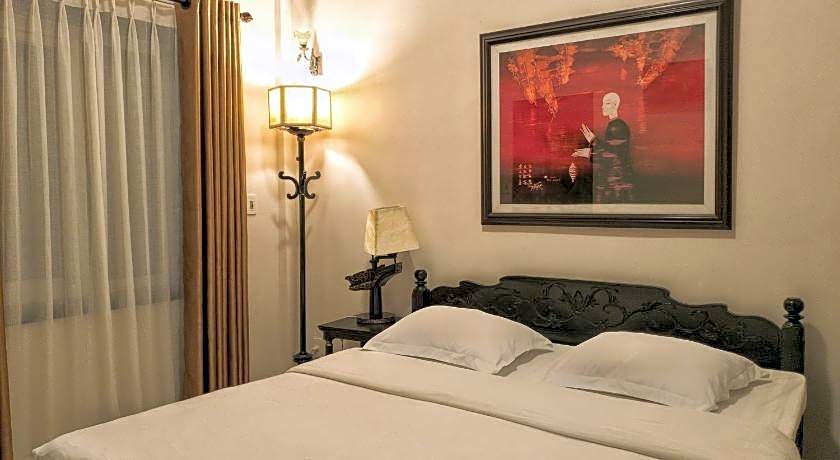 Hue Nino Hotel