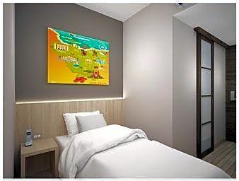 Central Front One Inn Jakarta Airport