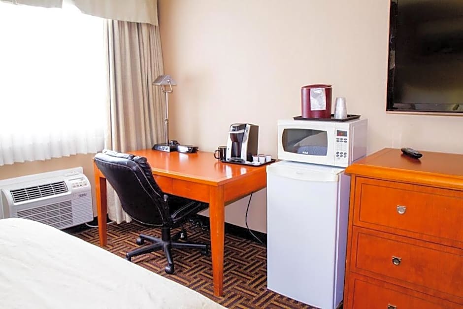 Wyndham Garden Medicine Hat Conference Center