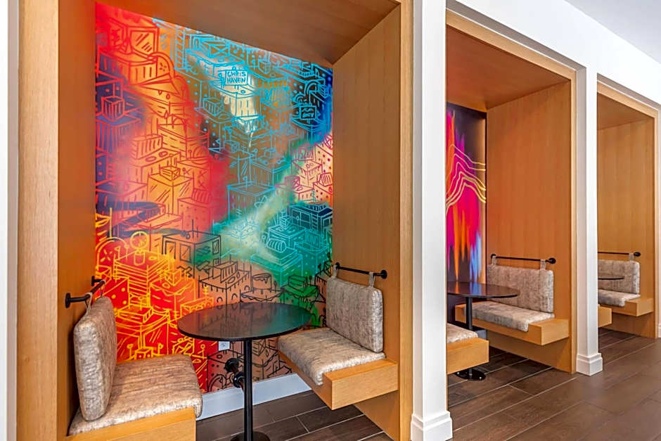 Cambria Hotel Denver Downtown RiNo