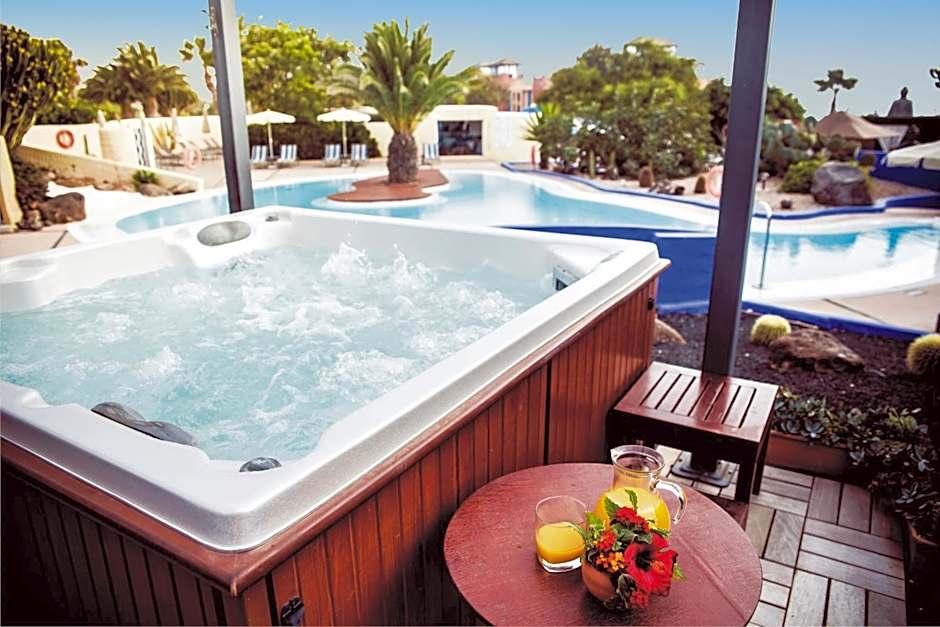 Hotel LIVVO Risco del Gato Suites