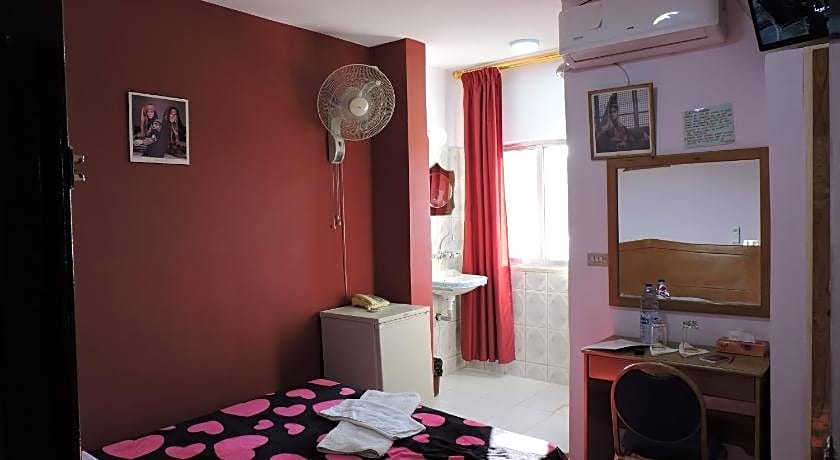 Valentine Inn