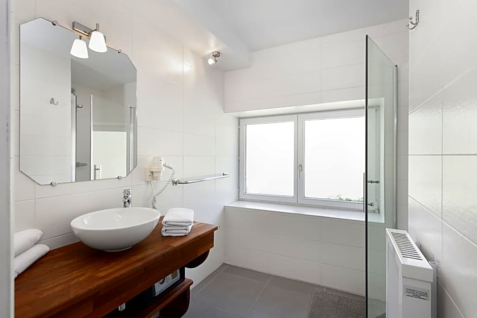 Hotel Aux Ecuries De La Reine