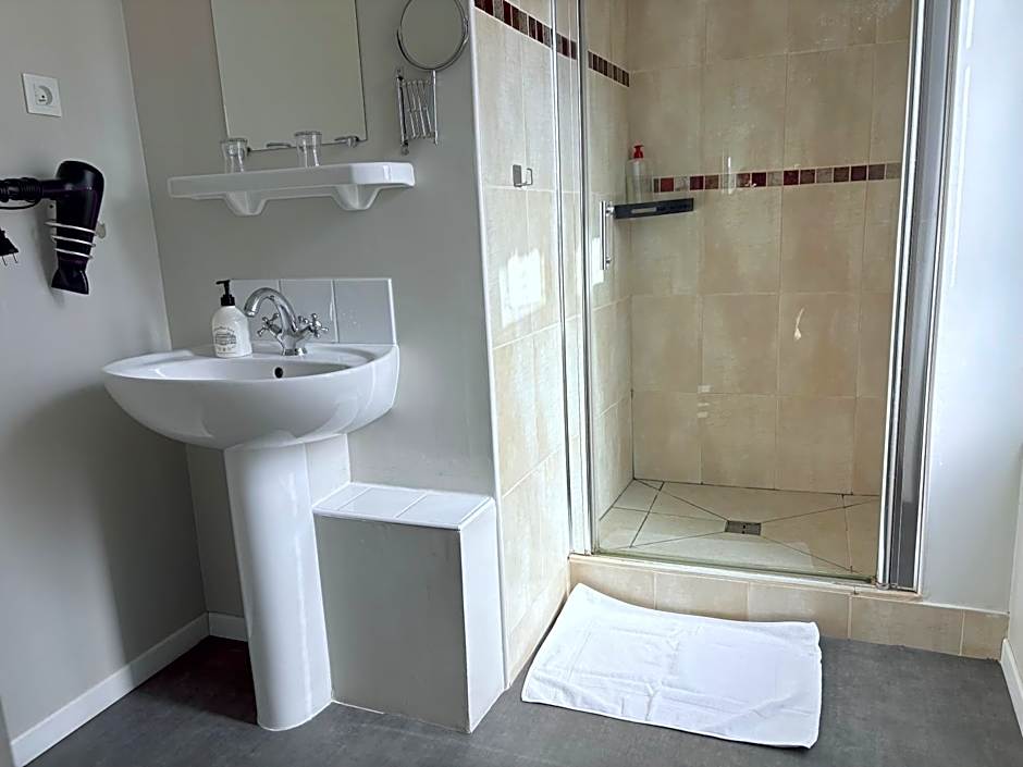 Au Richebourg Nogent