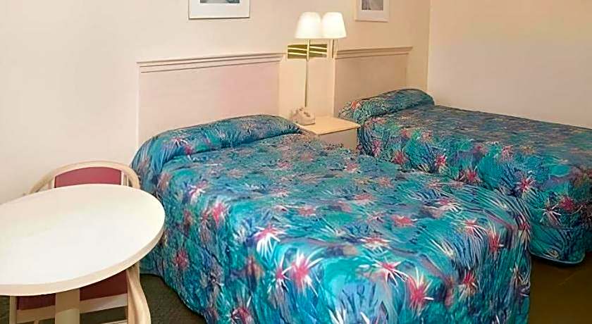 Econo Lodge Pearl - Jackson