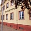 Hotel Villa-Bassermann, stilvoll, 2 Min zum Schloss, schnelles WLAN & Parkplatz