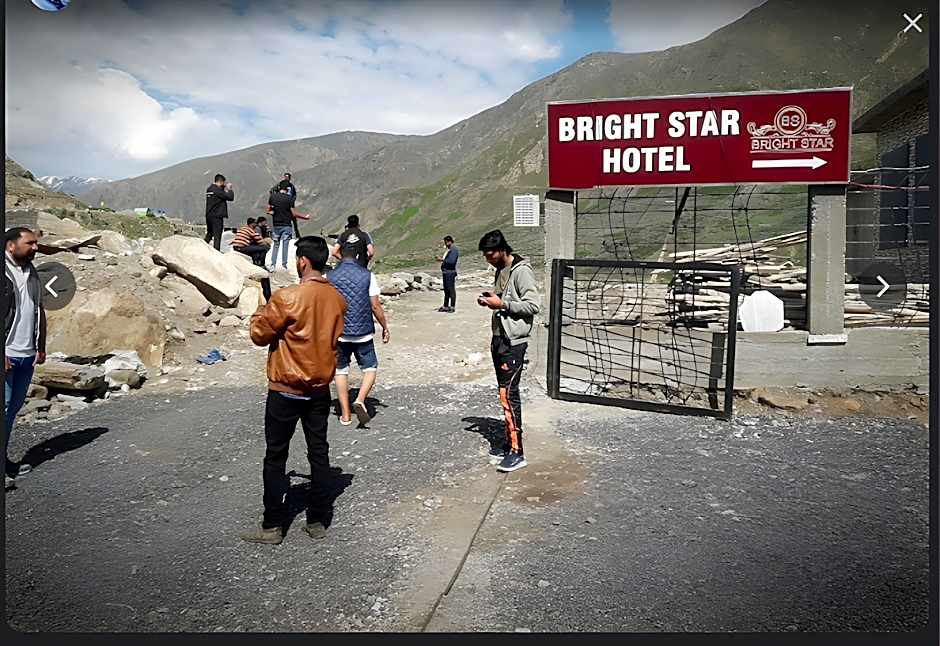 Bright Star Hotel and Restaurent