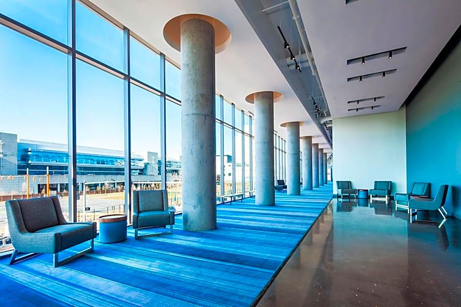 Aloft Boston Seaport District