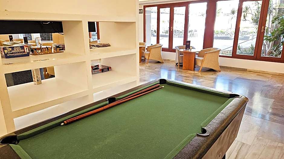 Sentido Fido Tucan - Adults Only