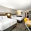 Holiday Inn Express & Suites Fairmont By IHG