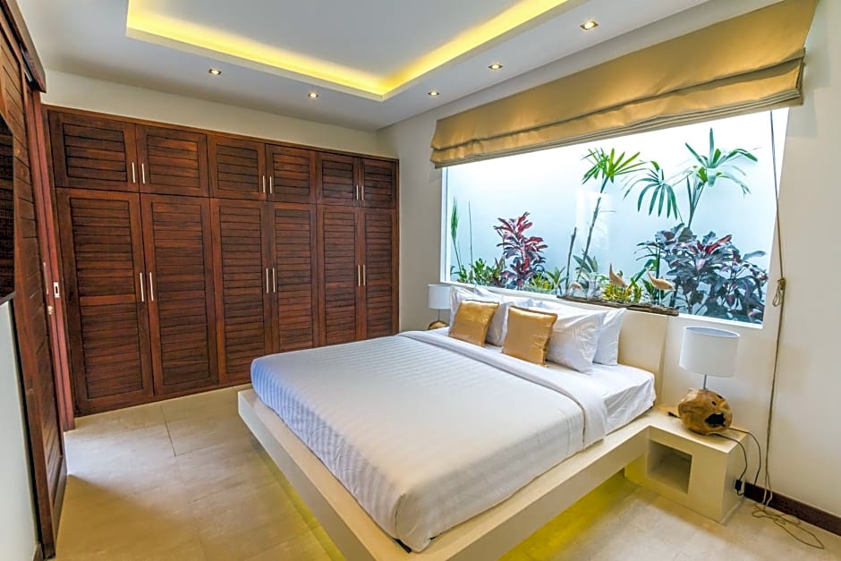 Villa Saha - Elegant 3-Bedroom in Seminyak