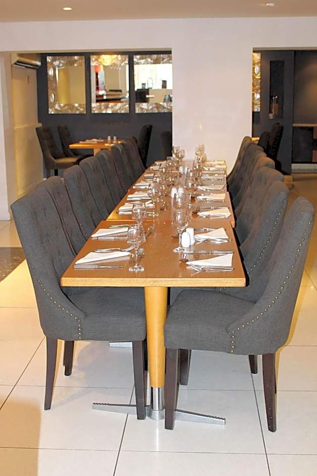 Warwickshire Park Hotel Kenilworth by Belvilla