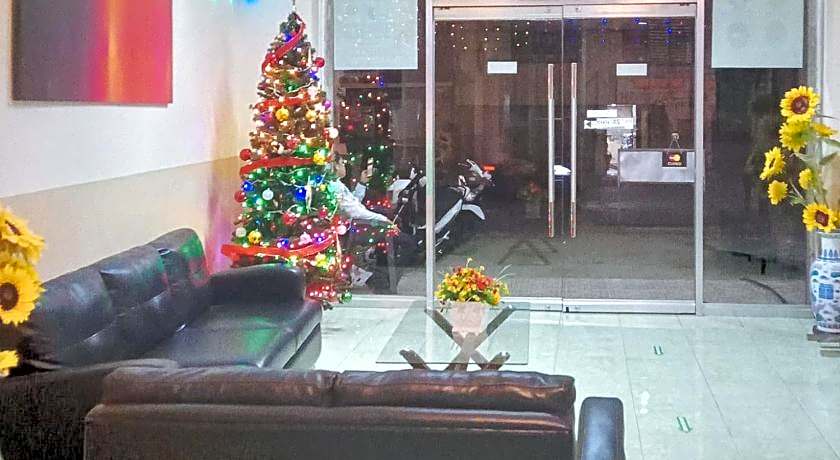 RedDoorz @ Johsons Pension House Butuan City