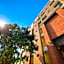 Creston Grand Hotel Suphan Buri