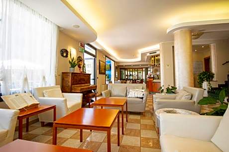 Hotel Crystal