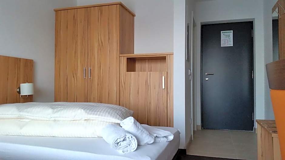 Schäfer Boardinghouse