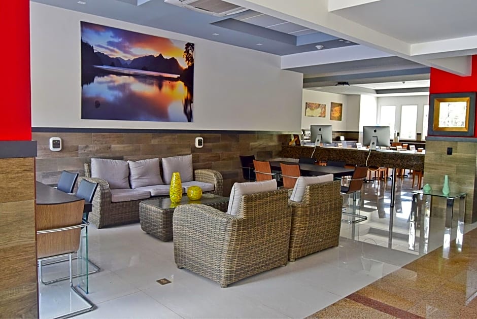 Beverly Hills: Hotel & Business