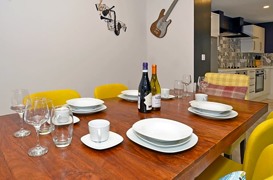 Townhouse PLUS @ London Road Stoke