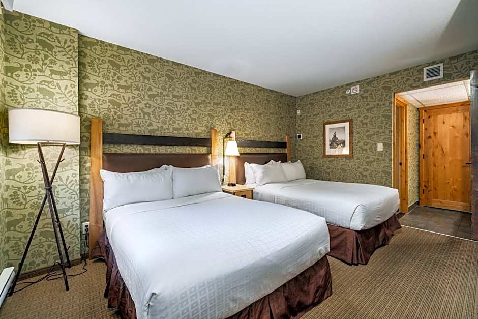 Fox Hotel And Suites
