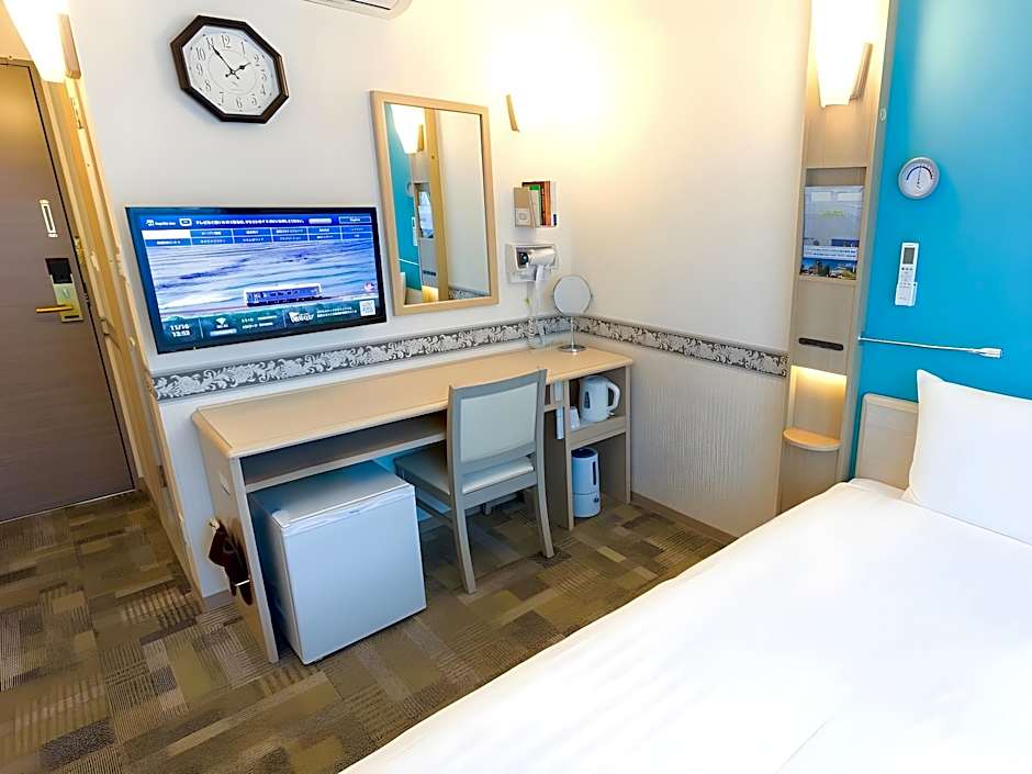 Toyoko Inn Saitama Misato Ekimae