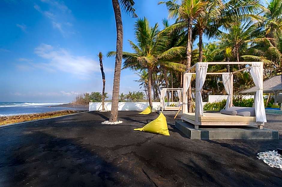 Kutus Kutus Saba Beach Villa – Blahbatuh, CO