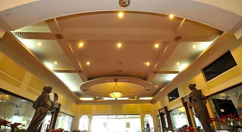 Queen Margarette Hotel