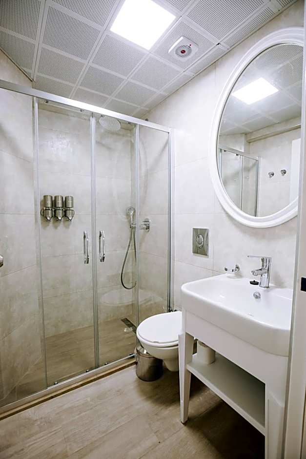 Princess Kinli Suites Hotel