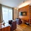 Pakat Suites Hotel
