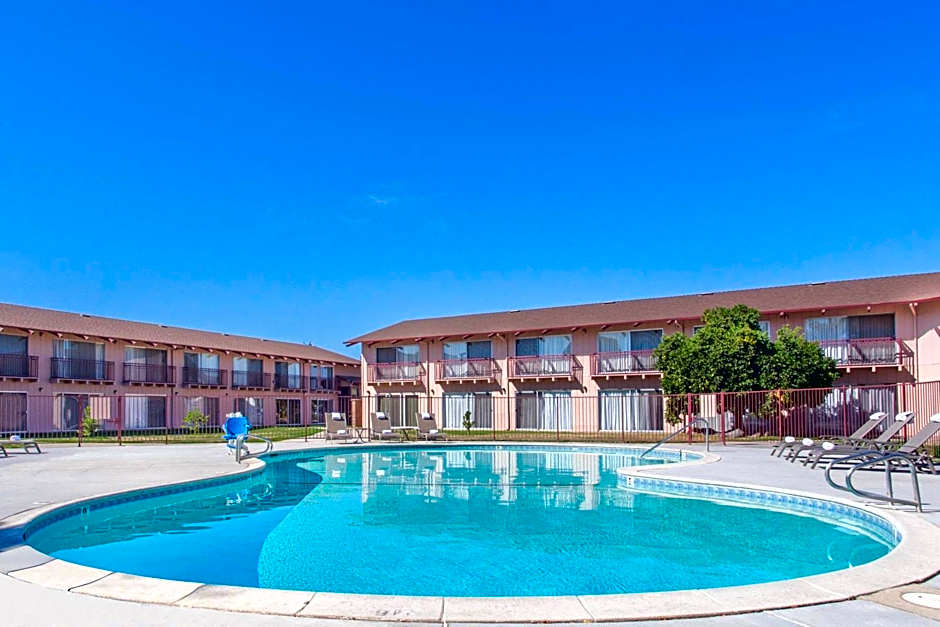 Days Inn by Wyndham Modesto