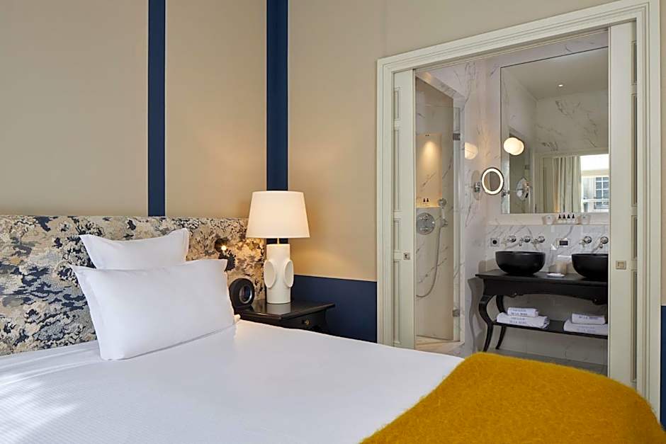 Le Pavillon de la Reine & Spa, Place des Vosges