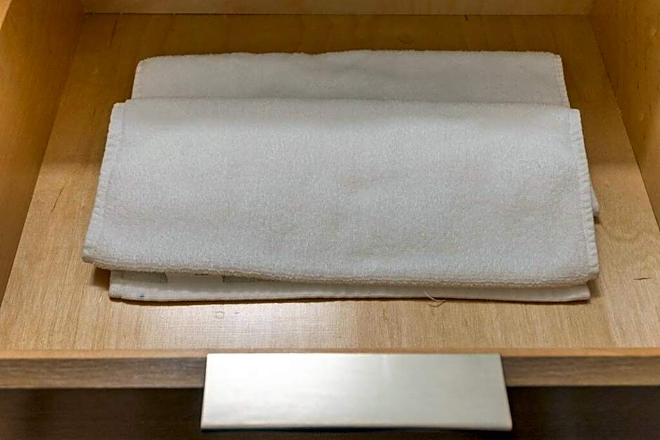 Palm Theme King Bed Paid Garage 55" 4k Smart T