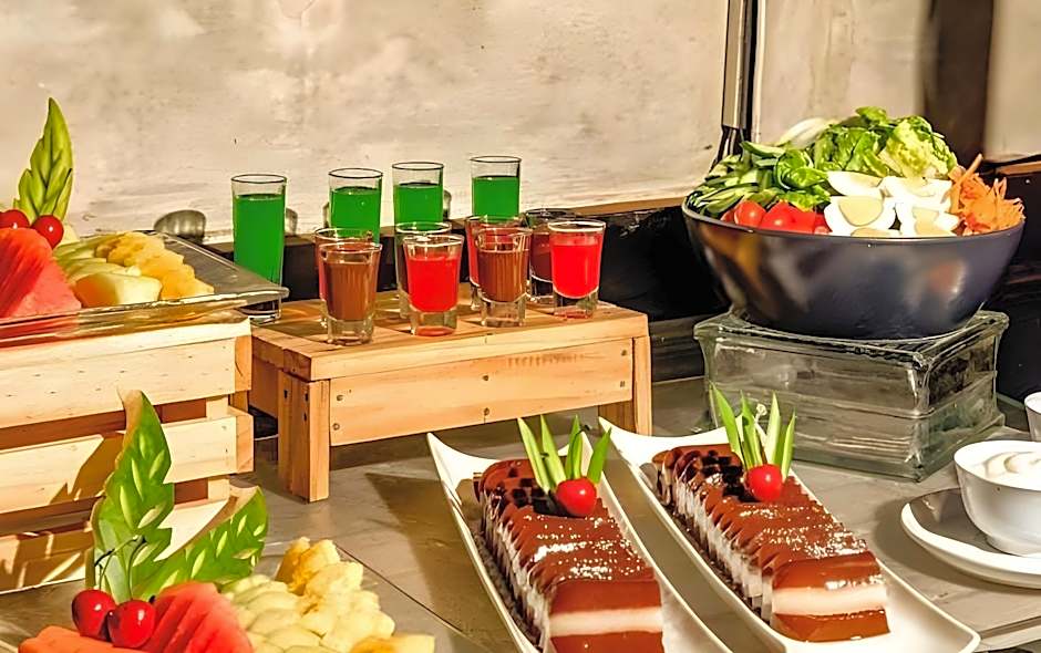 MaxOne Hotels Premier Melawai