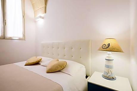Standard Double or Twin Room with Garden View