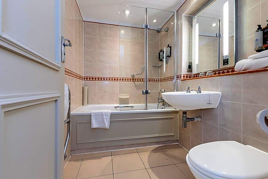 Winchester Wessex Hotel by Sunday