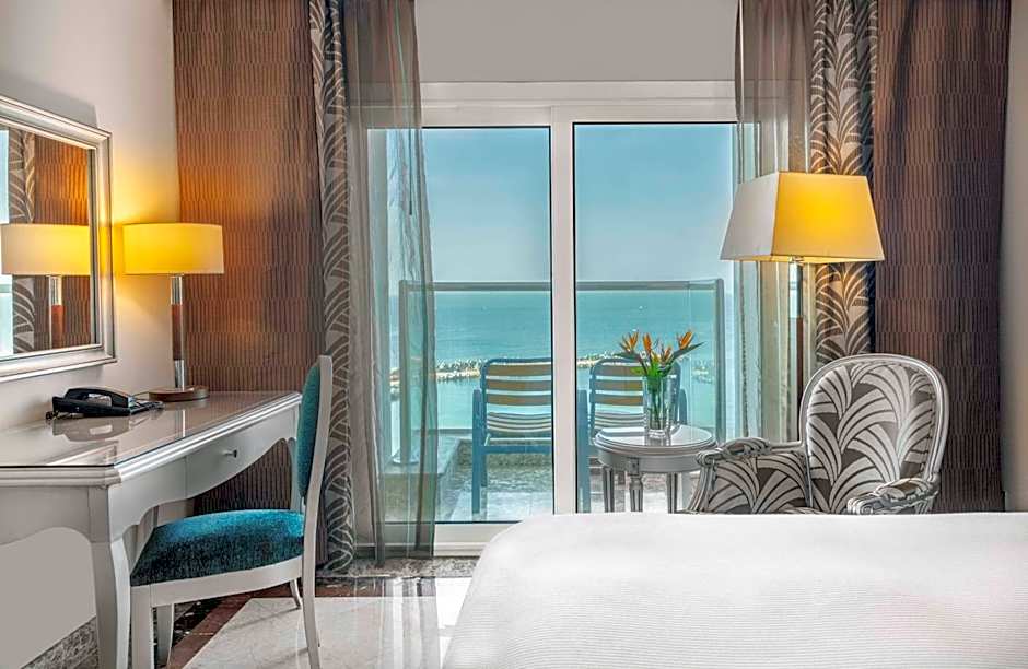 Photo 1 of 10 of Executive 2 Beds, Sea View