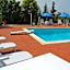 Appartamento con piscina e tennis