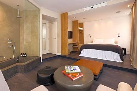 Hidden Hotel