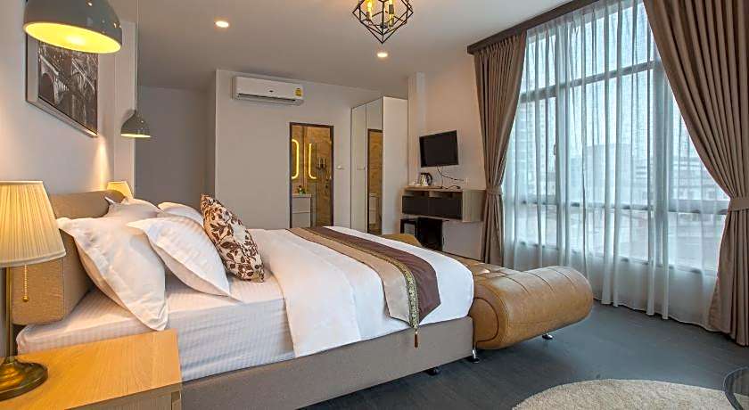 V One Pride-Sukhumvit 22, Bangkok