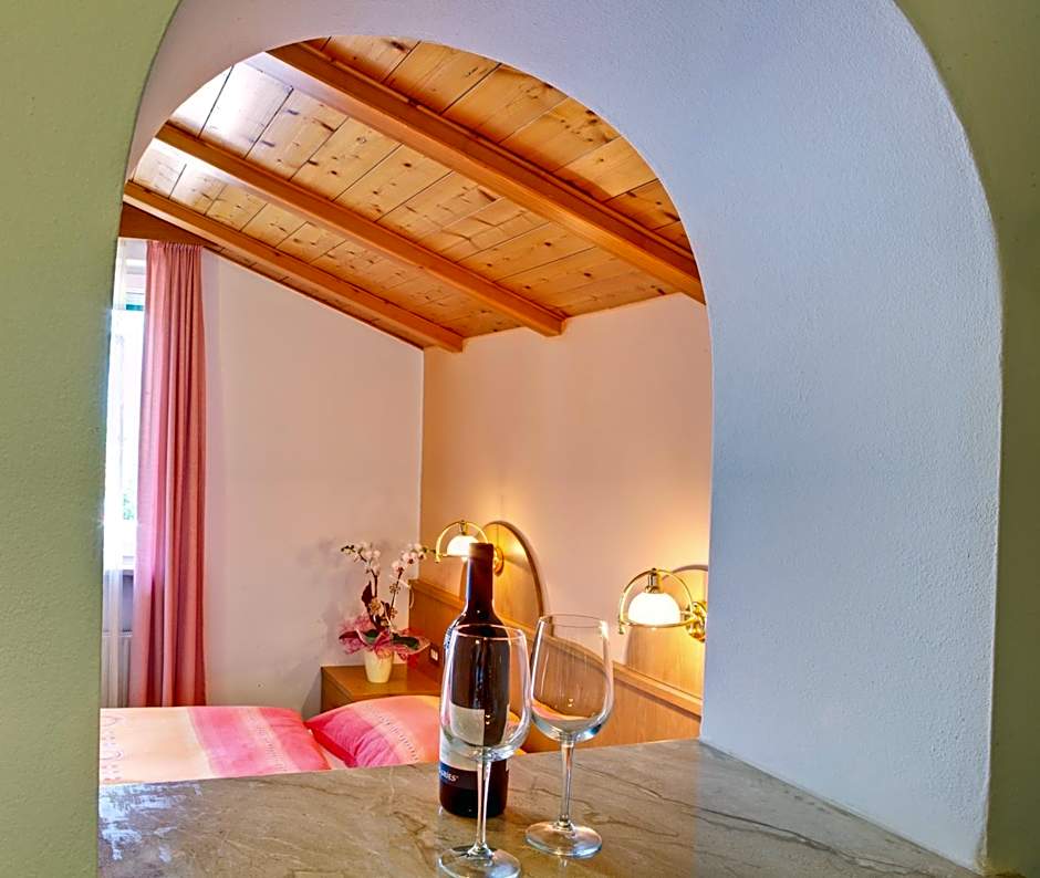 Parkhotel Plauserhof