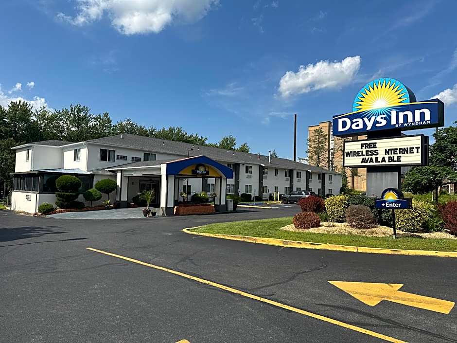 Days Inn by Wyndham Runnemede Philadelphia Area