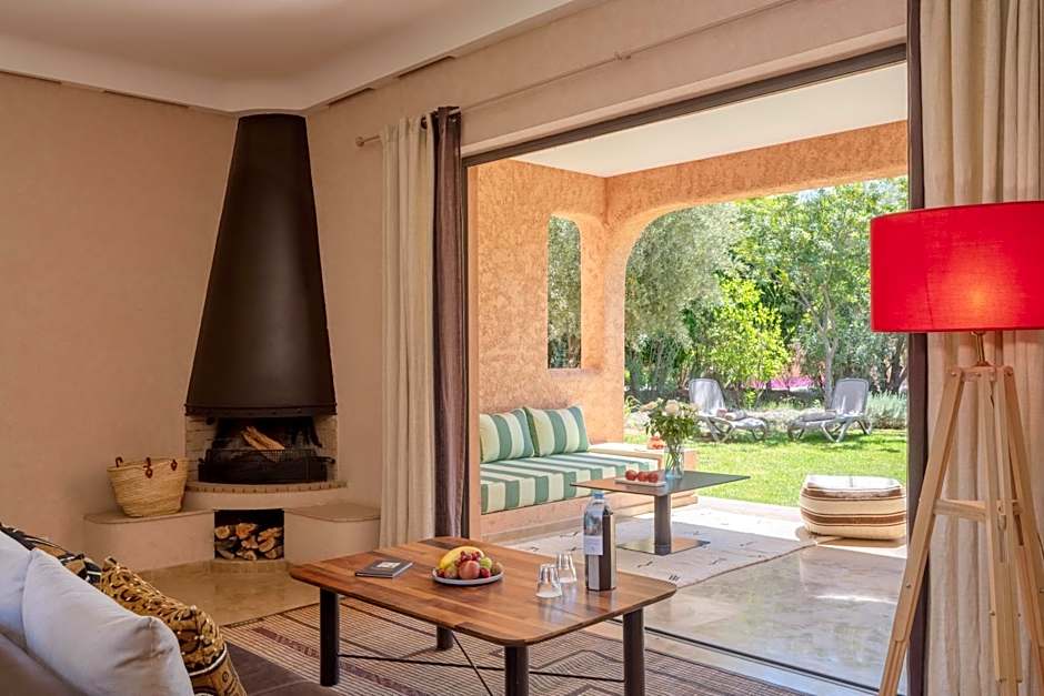 Oasis lodges